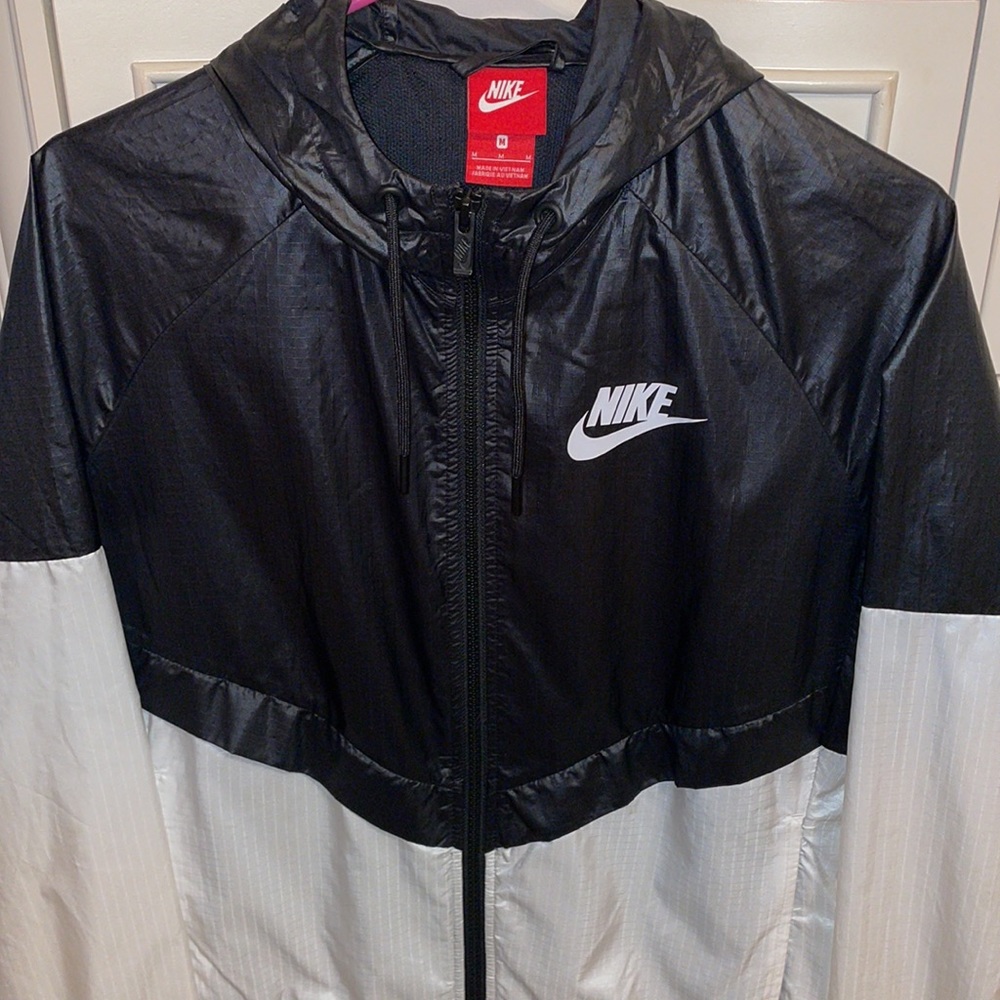 Nike Windrunner Jacket - image 2